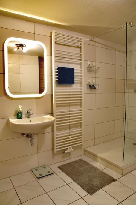 Central Apartment Магдебург Екстериор снимка